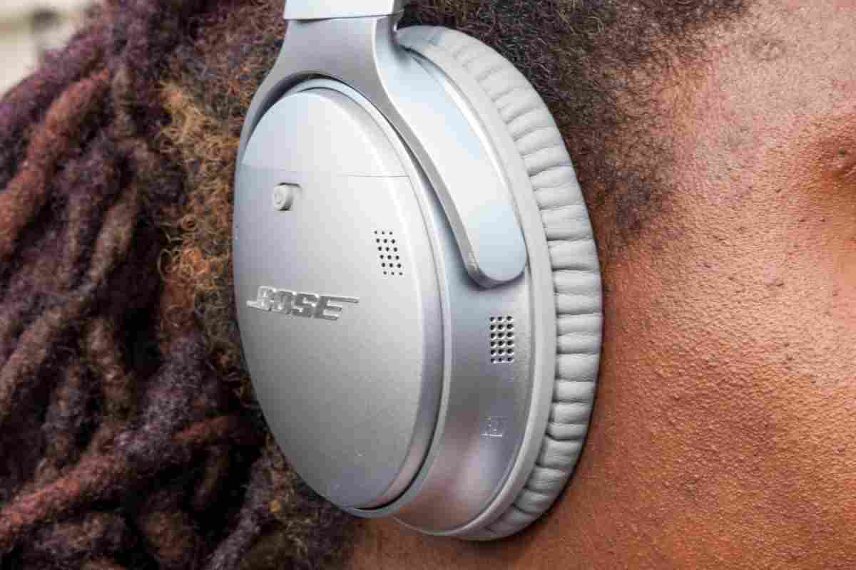 Bose звинуватила Beats Electronics у порушенні патентів на технологію шумоподавлення "