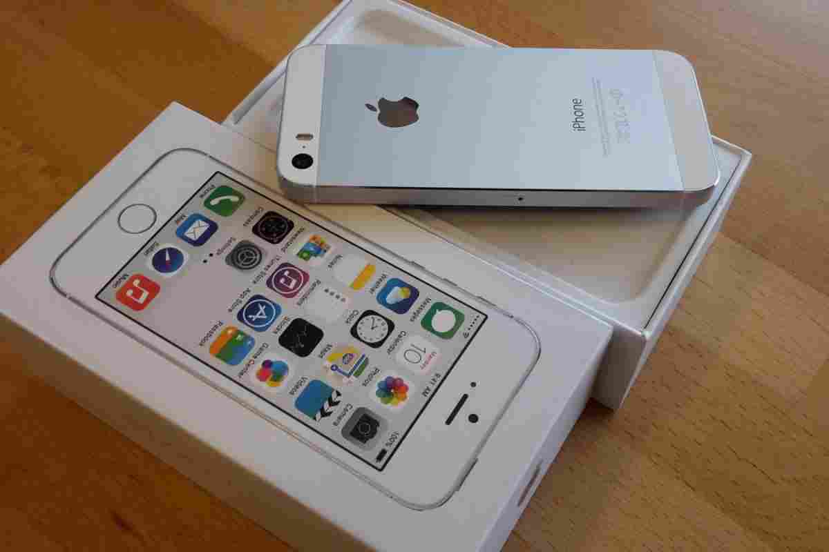 Apple може почати збірку iPhone 5 у другій половині серпня