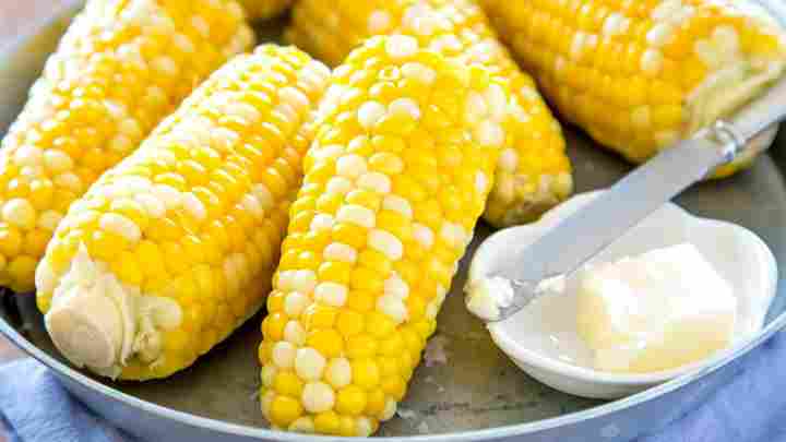 Як зварити кукурудзу в початках