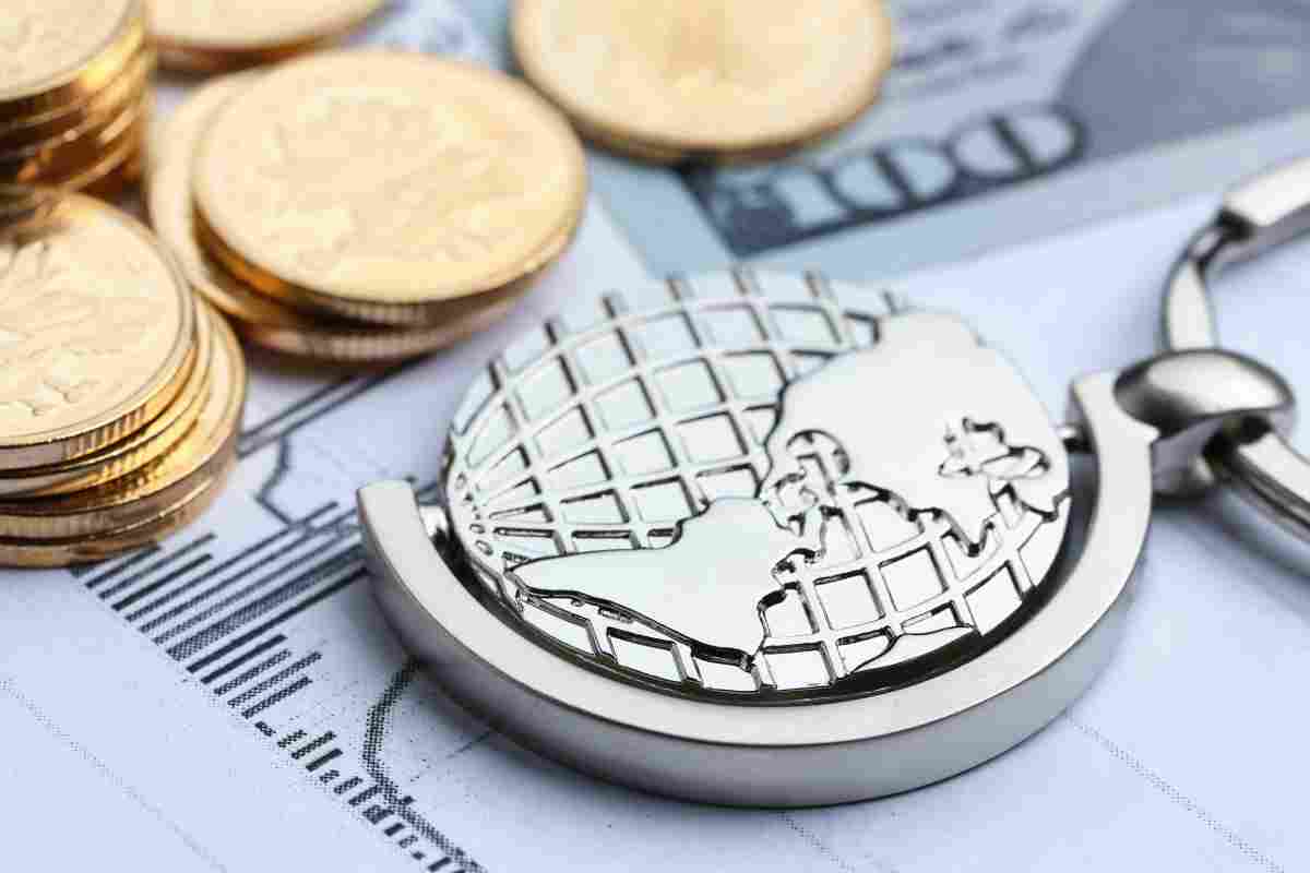 Как инвестировать в иностранную валюту? Инвестирование - плюсы и минусы