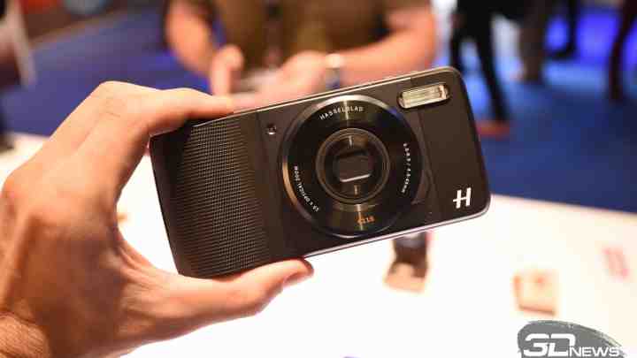 Moto Z отримає аксесуар-камеру з 10-разовим зумом від Hasselblad