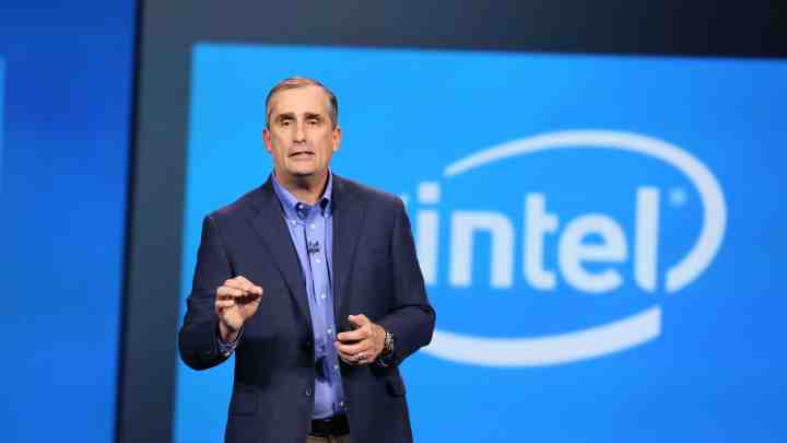 Глава Intel: про відносини з Apple, закон Мура, нові пристрої і матеріали 