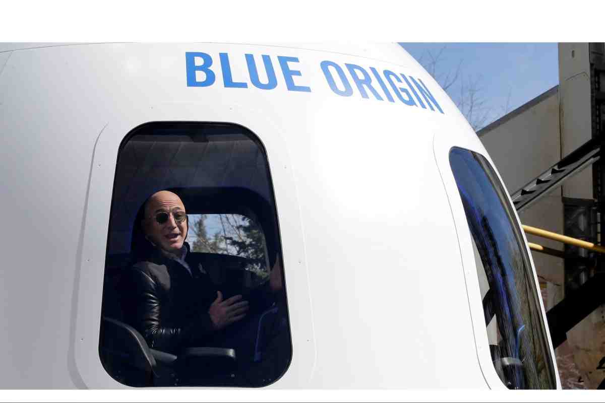 Вартість квитка на суборбітальний політ Blue Origin складе до $300 000