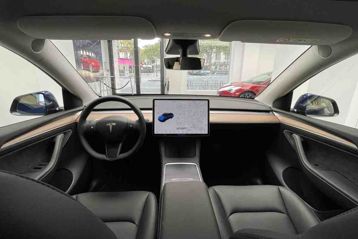 Tesla перевершила заявлені обсяги виробництва Model 3, випустивши 7000 за тиждень "