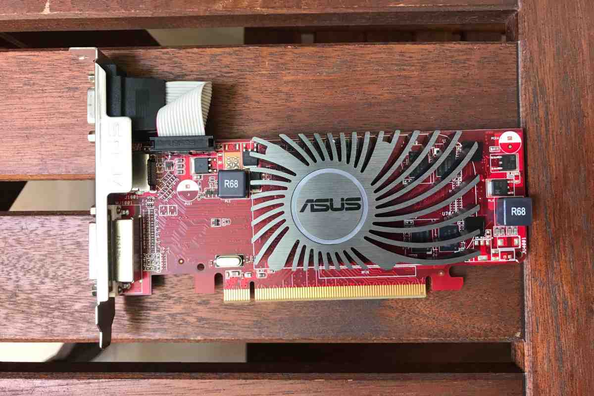 Приблизні характеристики відеокарт AMD Radeon HD 8000