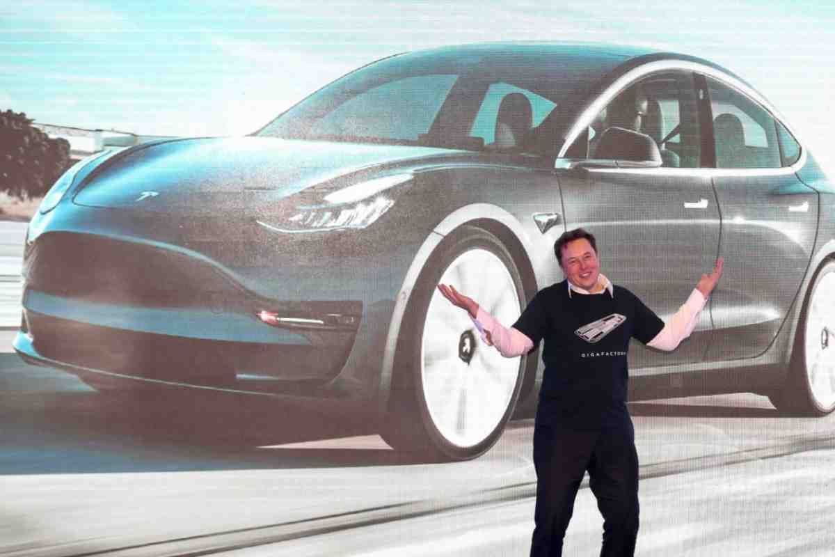 Елон Маск: автопілот Tesla вже можна порівняти за можливостями з людиною