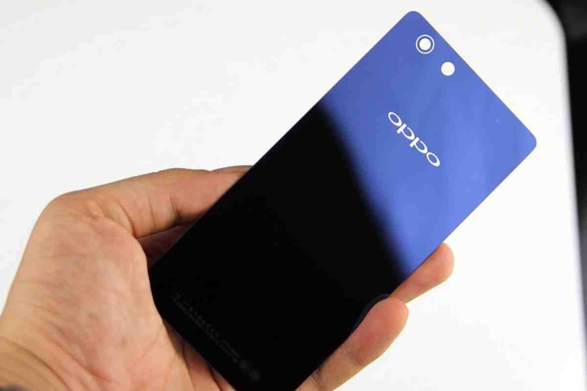 Китайський регулятор розкрив інформацію про нову версію смартфона Oppo A77 "