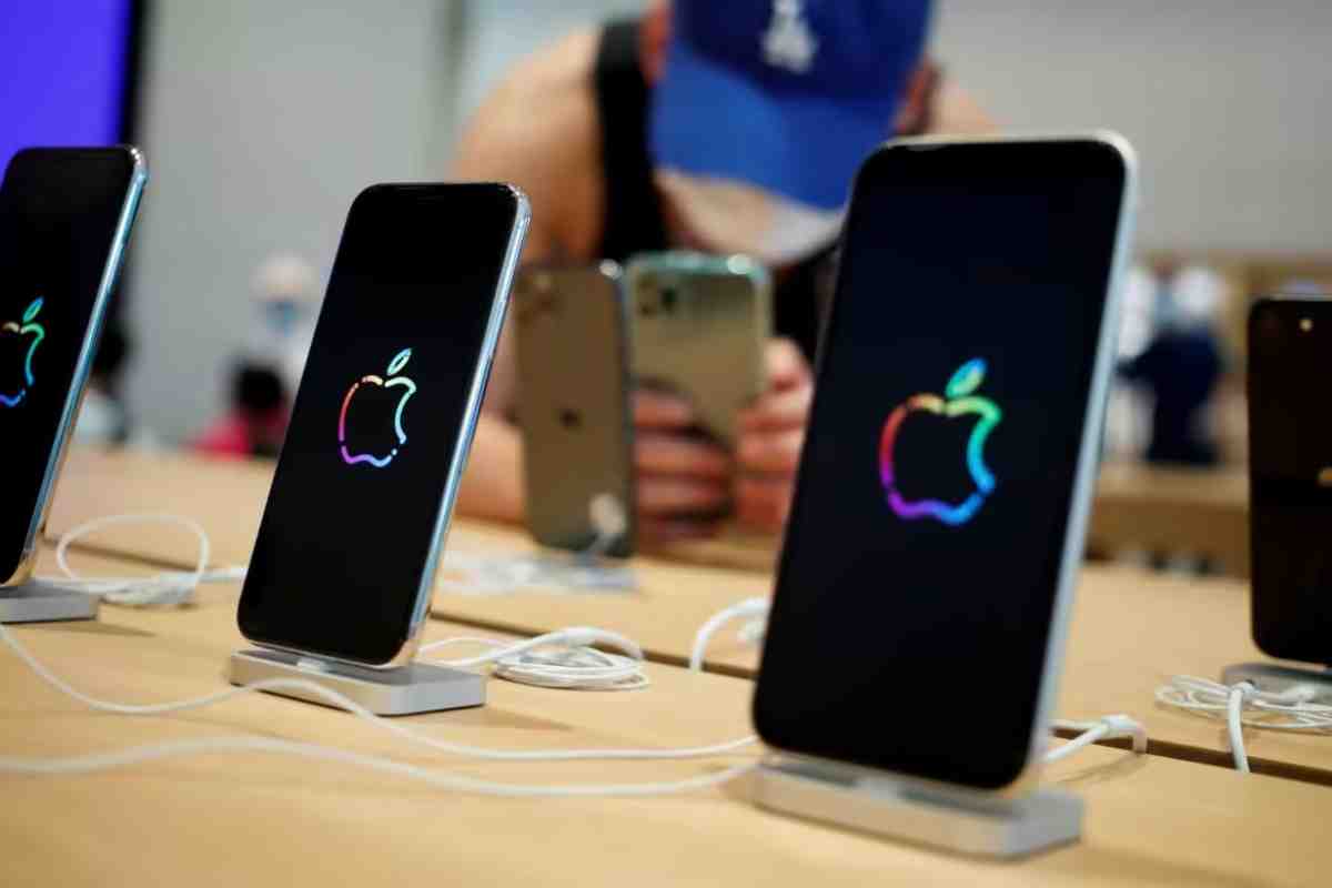 Apple приступила до досвідченого виробництва iPhone 2017 року