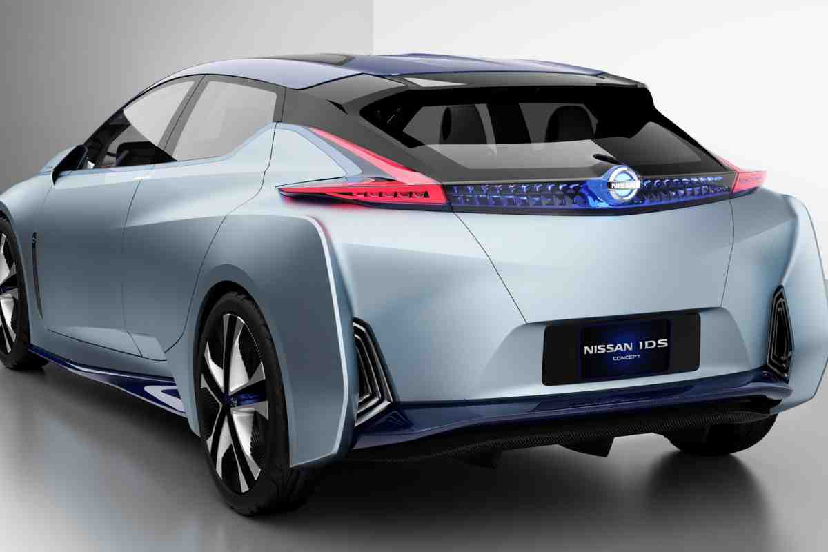 Nissan LEAF Nismo: концепт «зарядженого» електромобіля