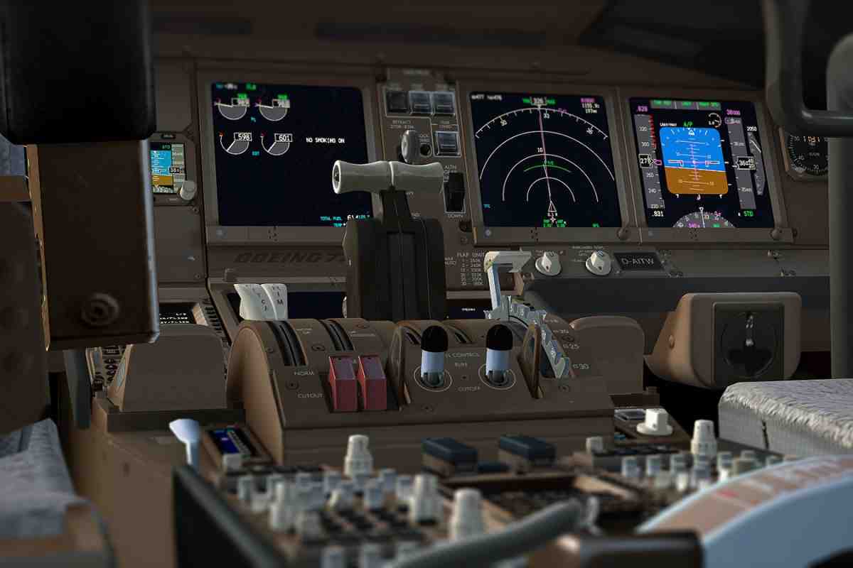 Робот-маніпулятор DARPA ALIAS без допомоги людини впорався з посадкою Boeing 737