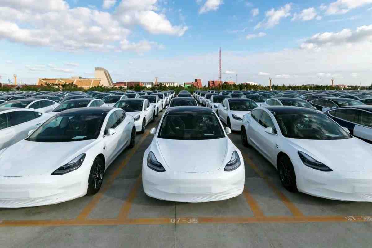  Tesla поставила рекордні 25 тисяч електрокарів у першому кварталі