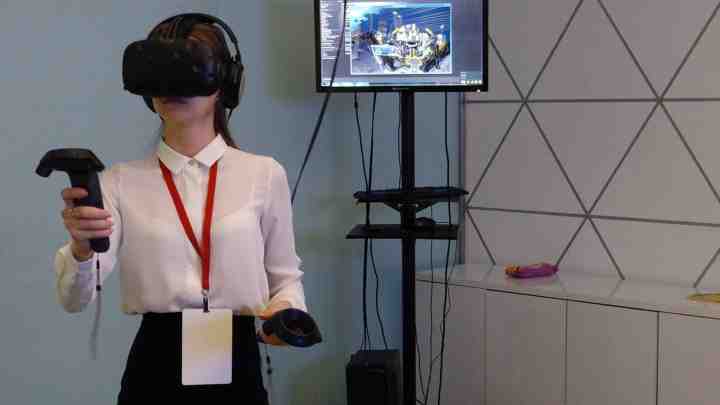 Стенфордські прототипи VR-шоломів підлаштовуються під зір користувача 