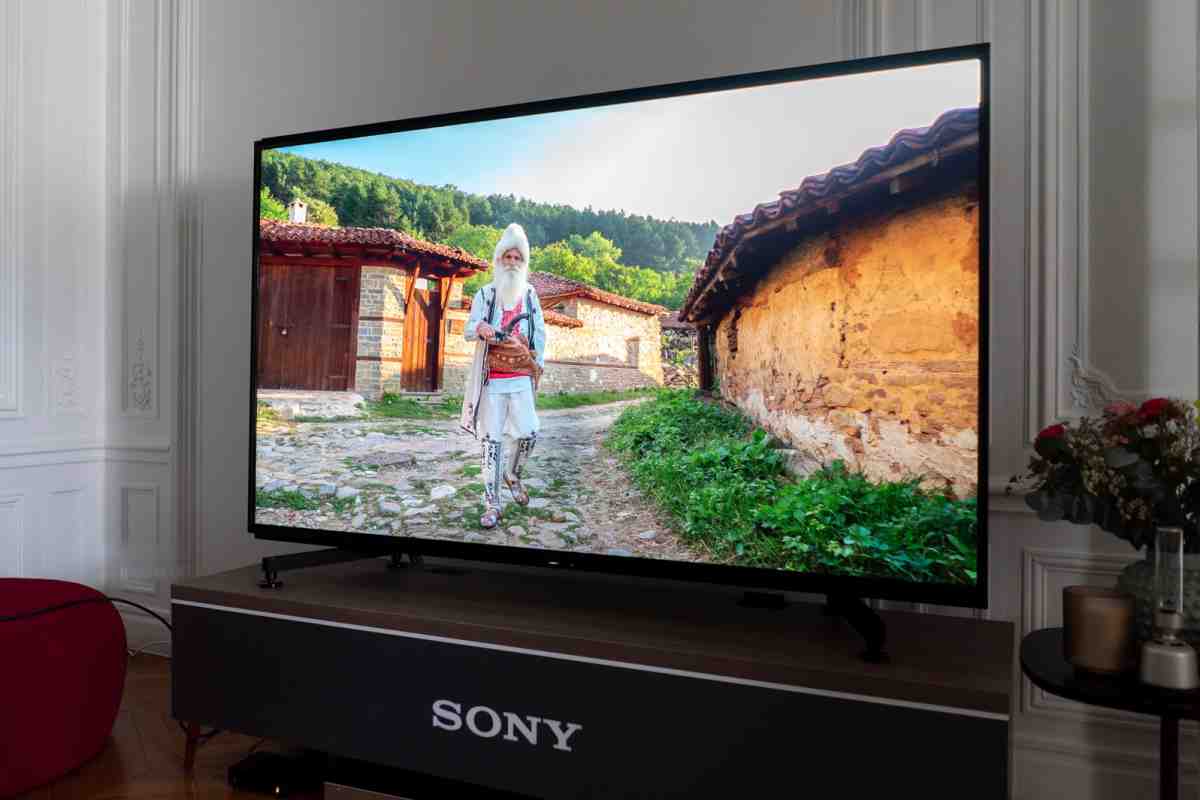 Ціна смарт-телевізорів Sony Bravia ZD9 з підтримкою 4K HDR починається з $7000