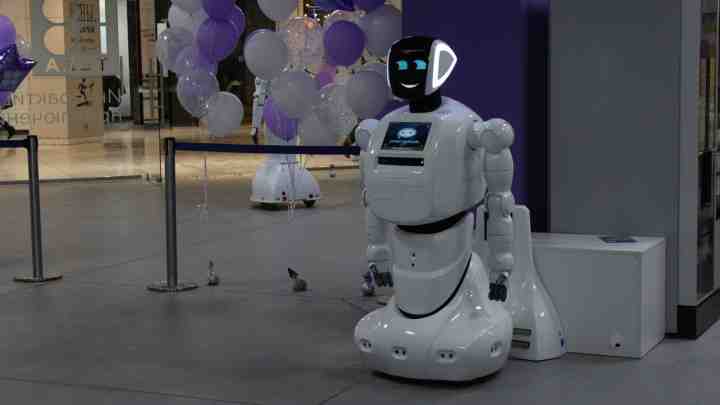  Proton Man: зовні - манекен, а всередині - робот 