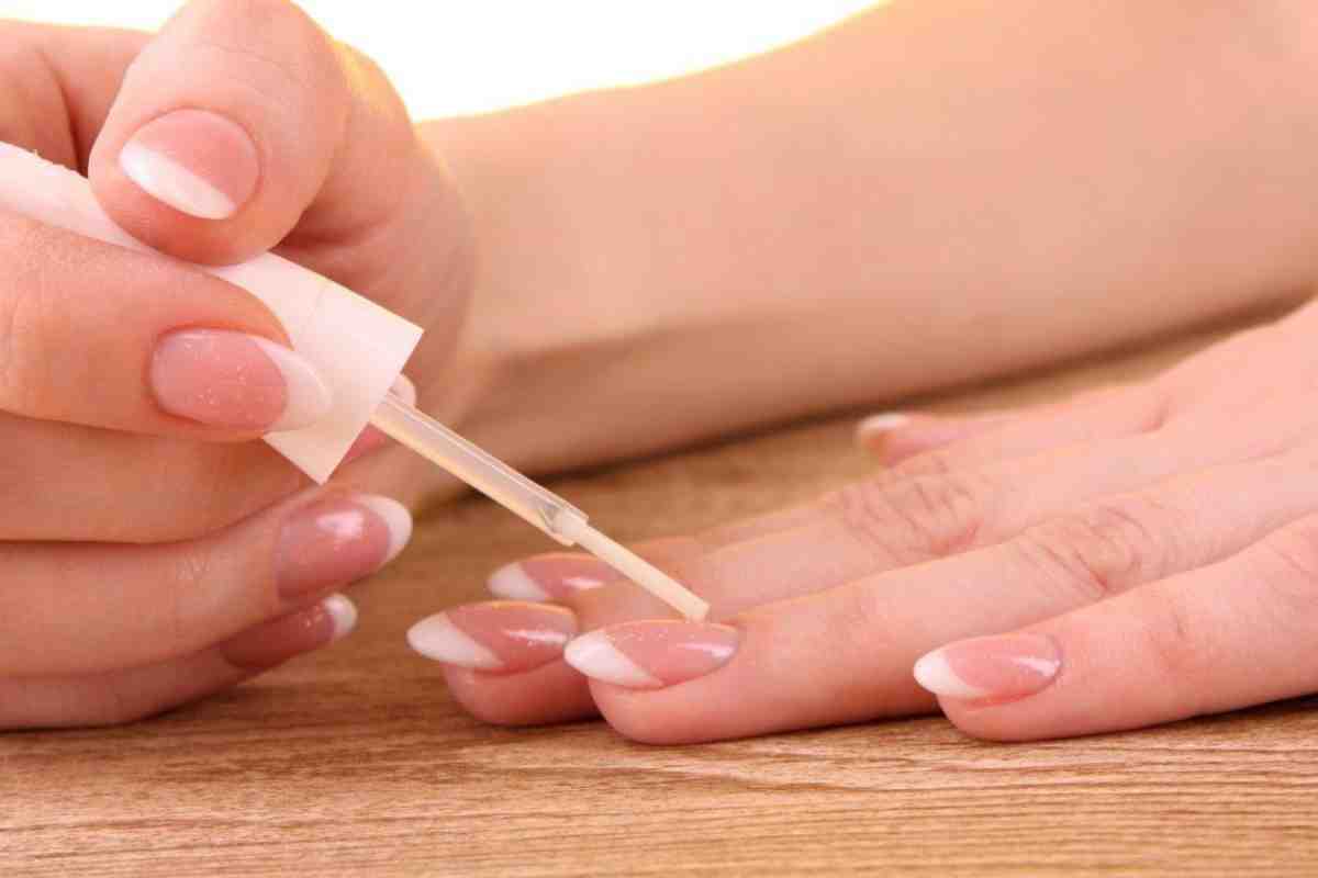 3 способи відбілювання нігтів