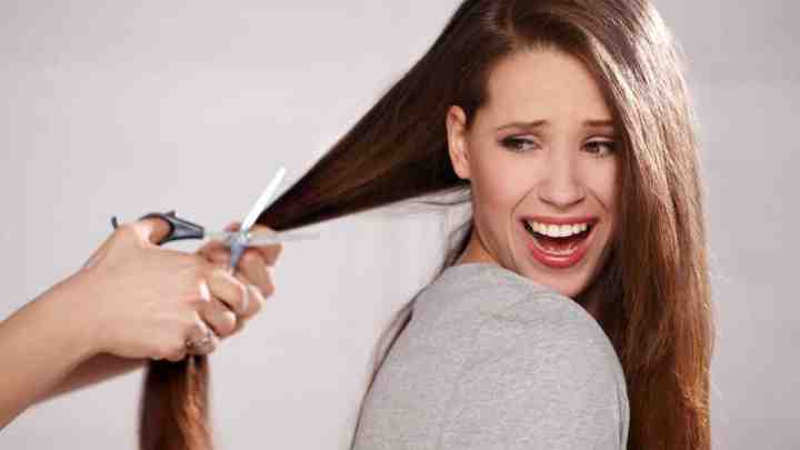 Як впоратися з січеним волоссям