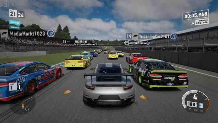Forza Motorsport 7 стартувала з другого місця в британському чарті