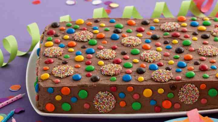 Торт із солодощів - 7 рецептів, як зробити дитячий торт своїми руками