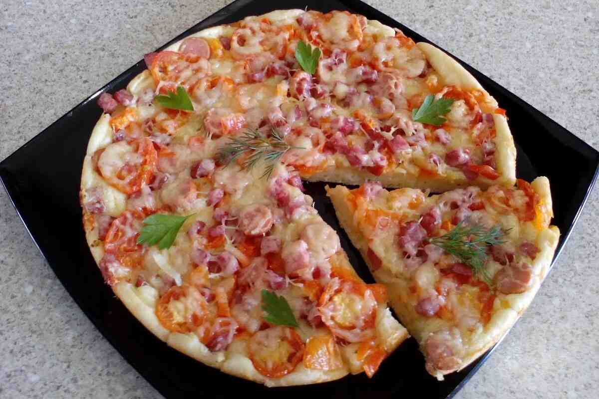 Міні-піца - 5 рецептів на сковороді, в духовці і в мікрохвильовці