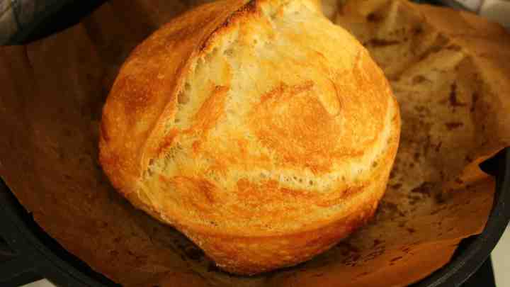 Часниковий хліб - 6 рецептів, як приготувати в духовці, в хлібопічці і на сковороді