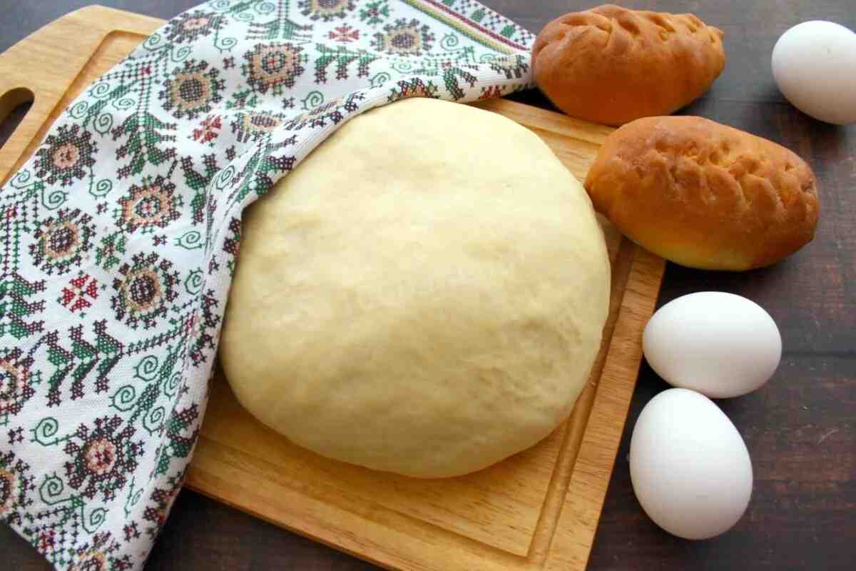 Тісто для пиріжків у хлібопічці - 7 рецептів