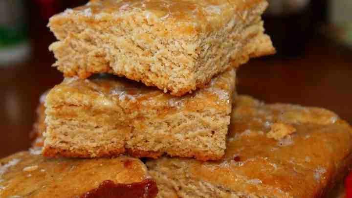 Медовий пиріг - 8 простих і смачних рецептів приготування в духовці і в мультиварку