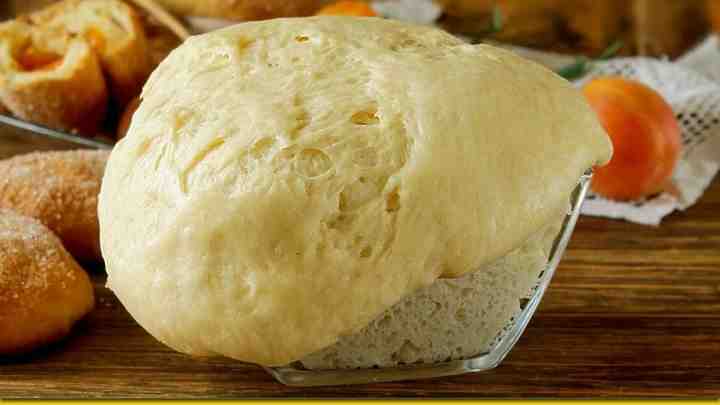 Дріжджове шаре тісто - 3 рецепти швидкого приготування в домашніх умовах