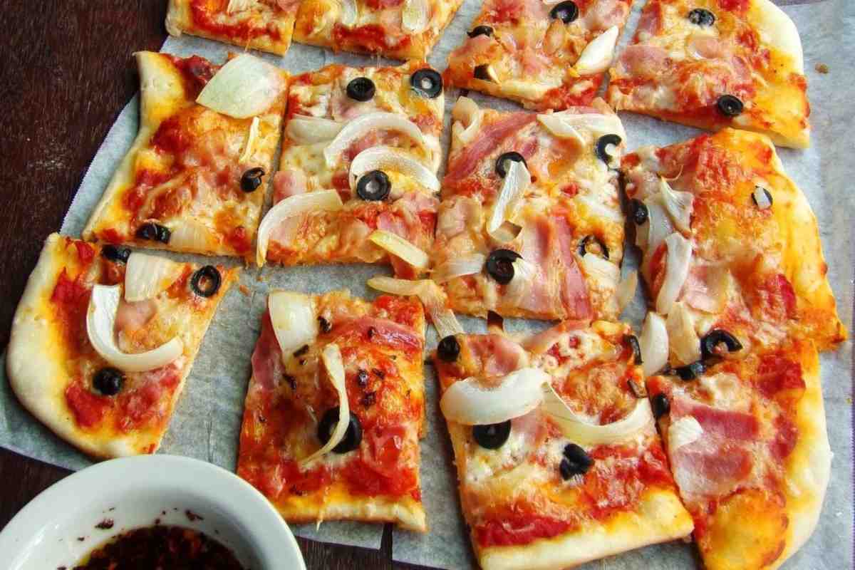 Піца - 8 рецептів у домашніх умовах у духовці