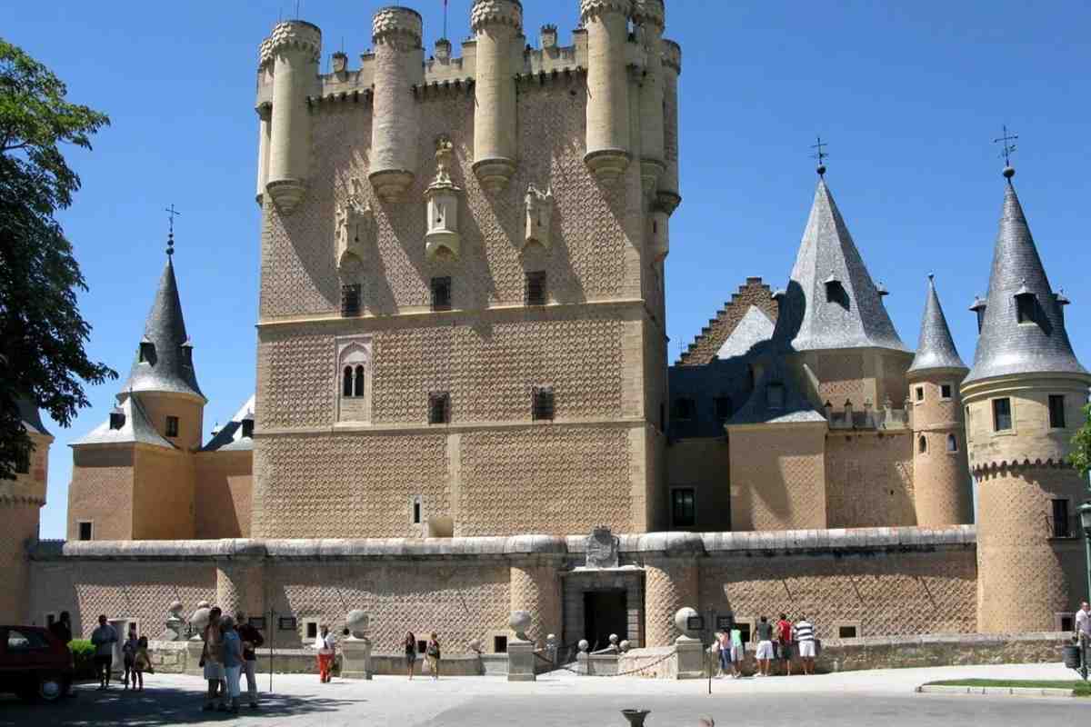 Замок Алькасар