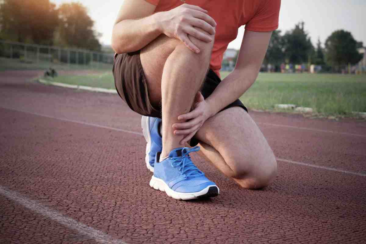 Чому болять коліна після бігу