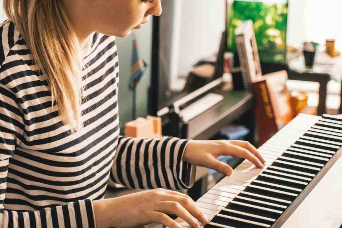Основні види клавішних музичних інструментів