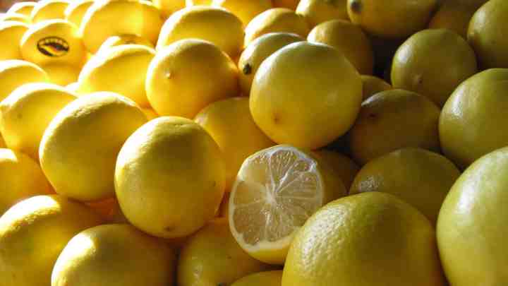 Підвищення ринку екзотичних лимонів у Франції